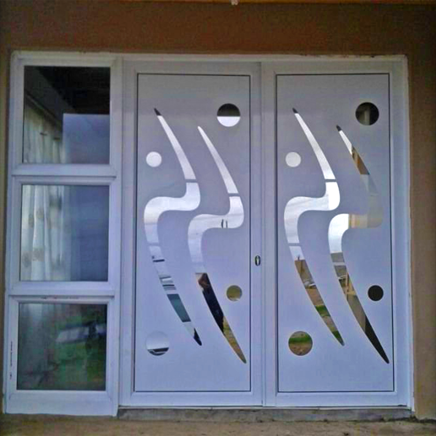 link Aluminium Doors